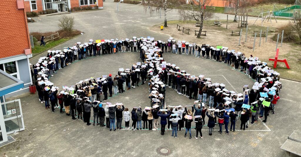 Die Oberschule Ebstorf setzt sich für den Frieden ein!